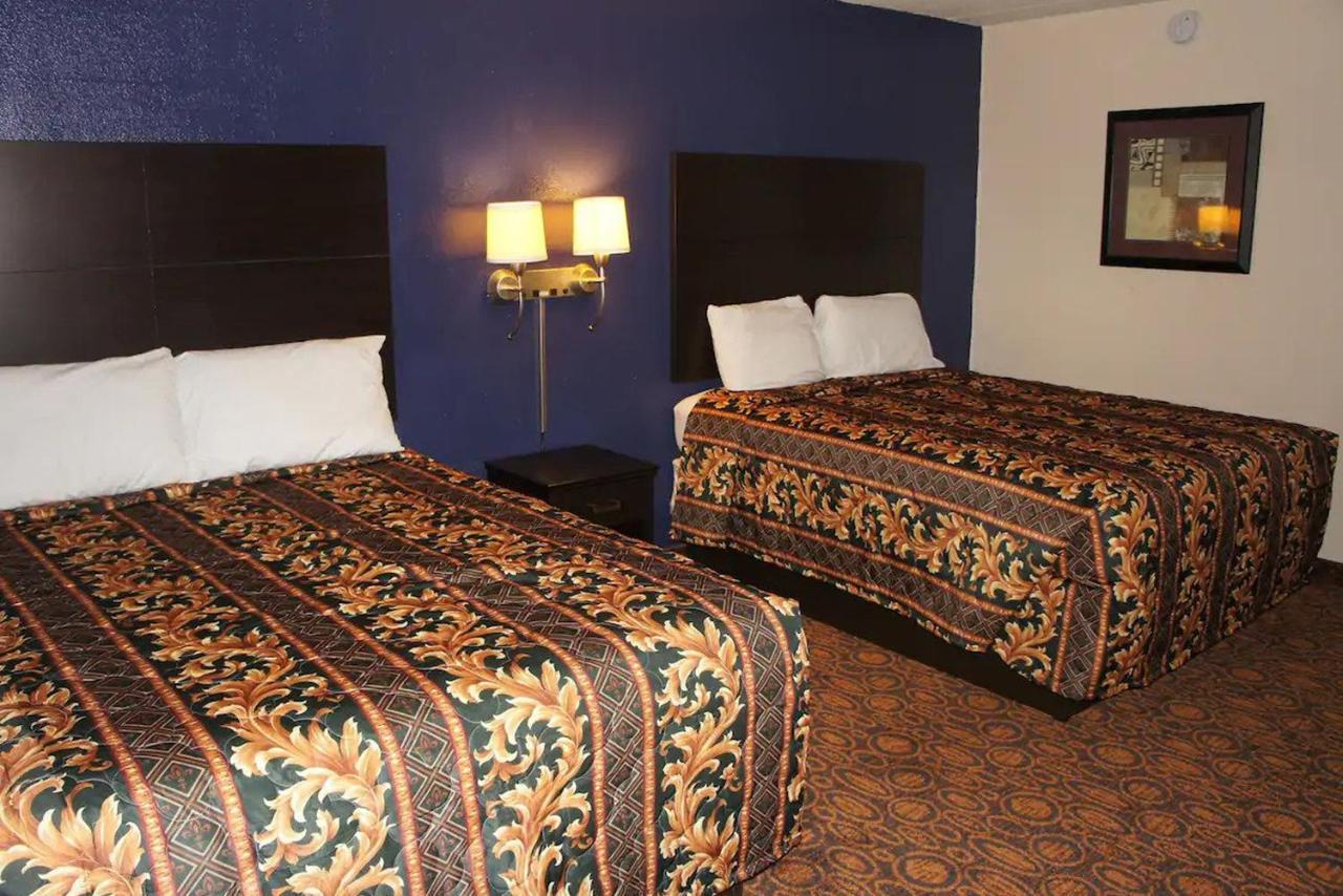 Econo Lodge Waite Park Esterno foto