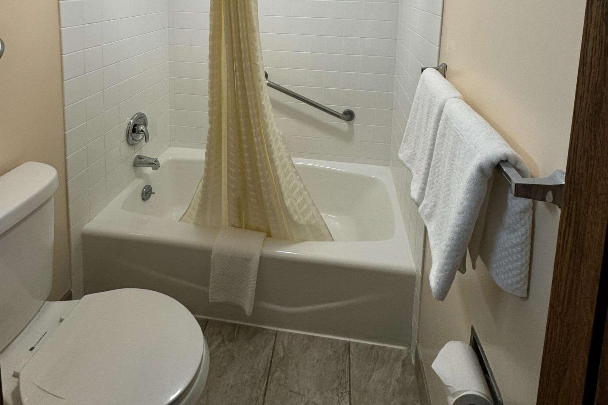 Econo Lodge Waite Park Esterno foto