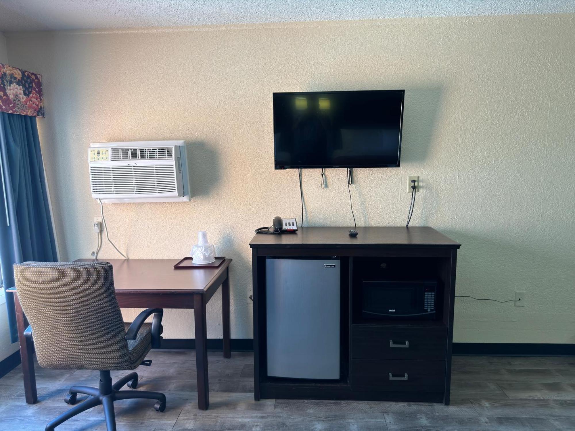 Econo Lodge Waite Park Esterno foto